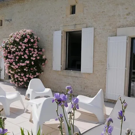 Charmante Maison Charentaise - Piscine - Sauna *