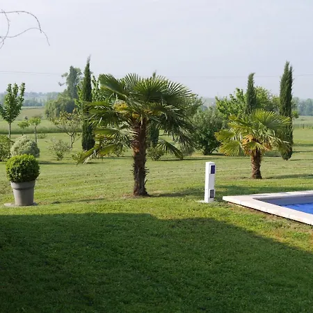 Villa Charmante Maison Charentaise - Piscine Chauffee - Sauna *