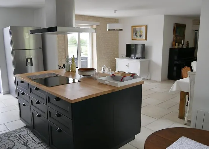 Villa Charmante Maison Charentaise - Piscine - Sauna Baignes-Sainte-Radegonde