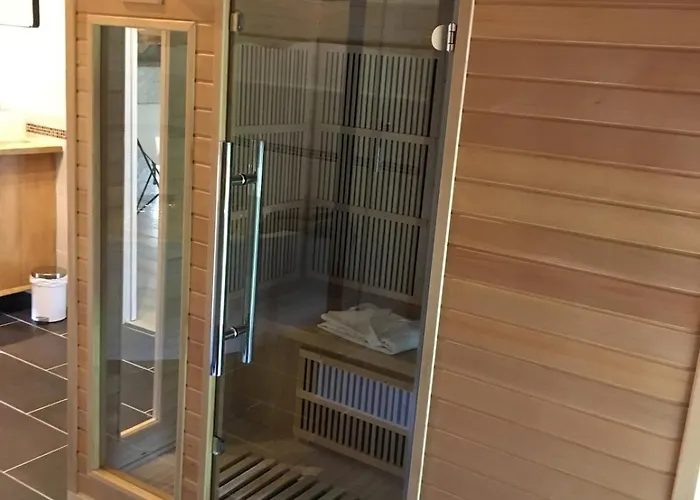 Charmante Maison Charentaise - Piscine - Sauna Villa *