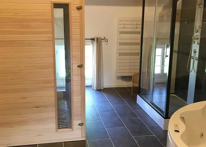 Charmante Maison Charentaise - Piscine - Sauna Villa
