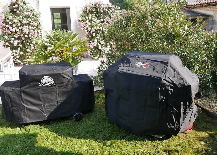 Charmante Maison Charentaise - Piscine - Sauna