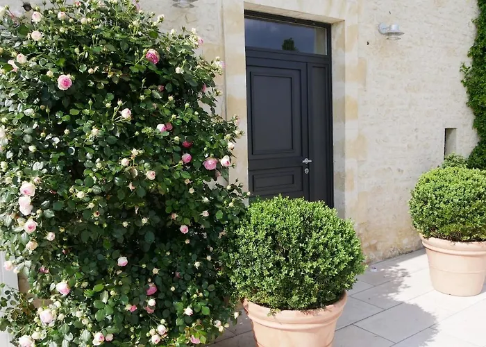 Charmante Maison Charentaise - Piscine - Sauna Baignes-Sainte-Radegonde